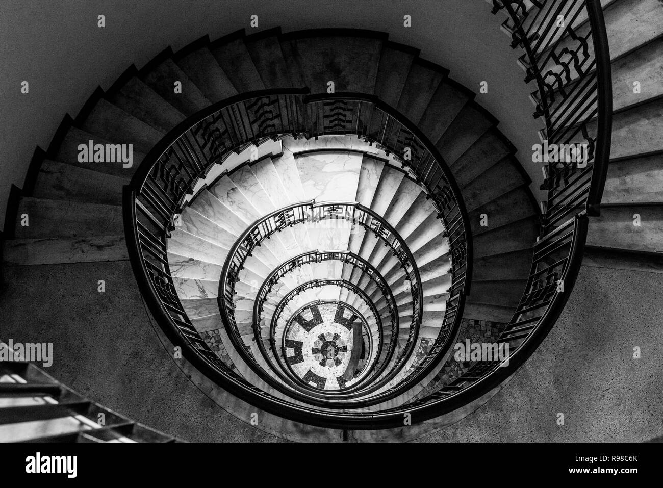 Hypnosis spiral pattern Black and White Stock Photos & Images - Alamy