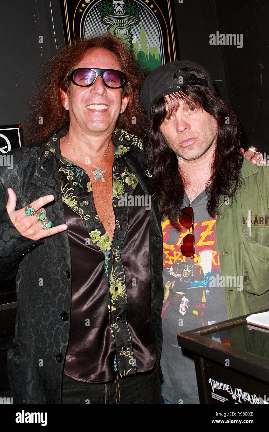 New York July 22 Electric Dave And Nicki Camp Attend The Rock N Roll Birthday Bash Spectacular At Don Hill S On July 22 09 In New York City Photo By Steve Mack S D Mack