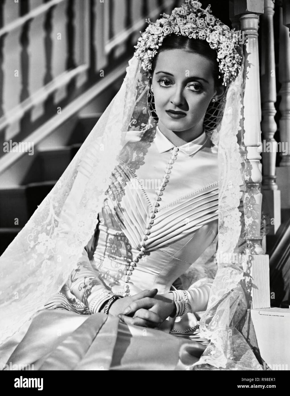 Старая дева. Bette Davis Maid. Старые Девы фото. Старые американские фильмы Старая Дева.