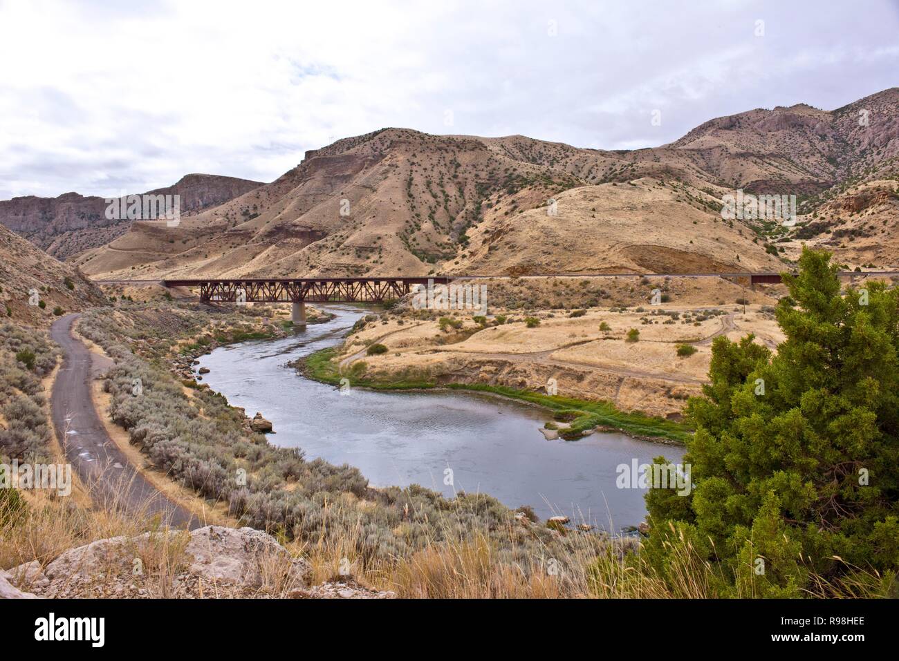 Wyoming, Wind River Canyon, Big Horn River, BNSF Bridge Stock Photo