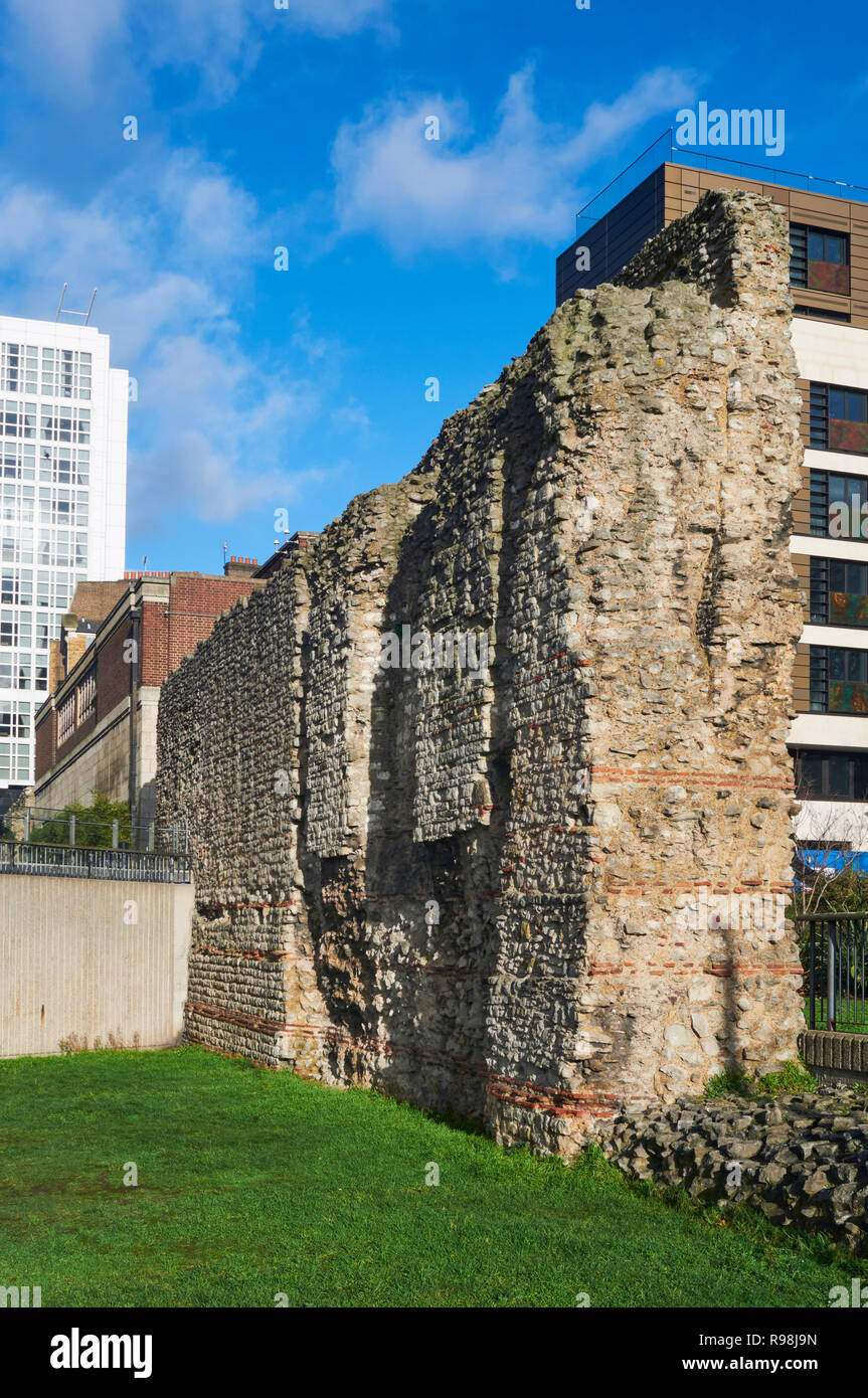 The Roman city wall at Tower Hill, London UK Stock Photo