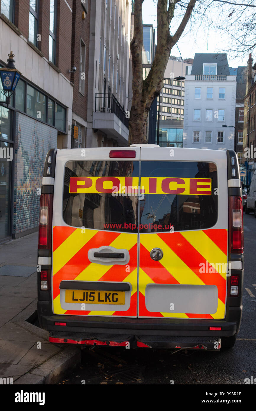 British transport police vehicle hi-res stock photography and