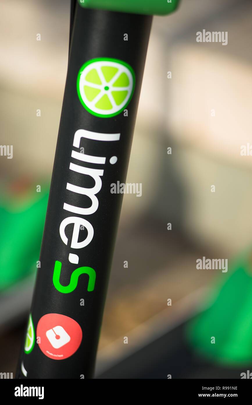 LimeS electric rental scooters, Vienna, Austria Stock Photo Alamy