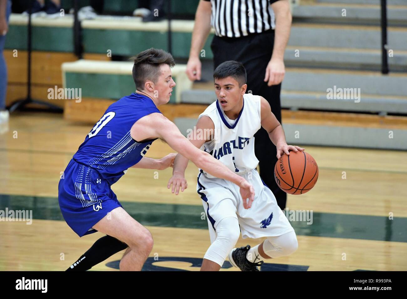 Opposing team attempt hi-res stock photography and images - Alamy