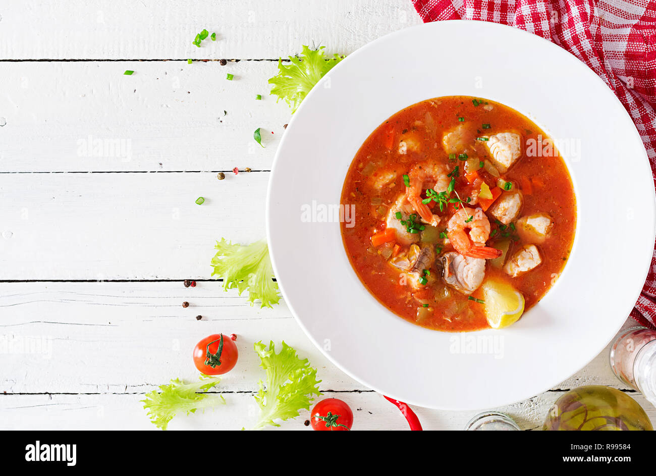 Brazilian food: Moqueca capixaba of fish and bell peppers in spicy ...