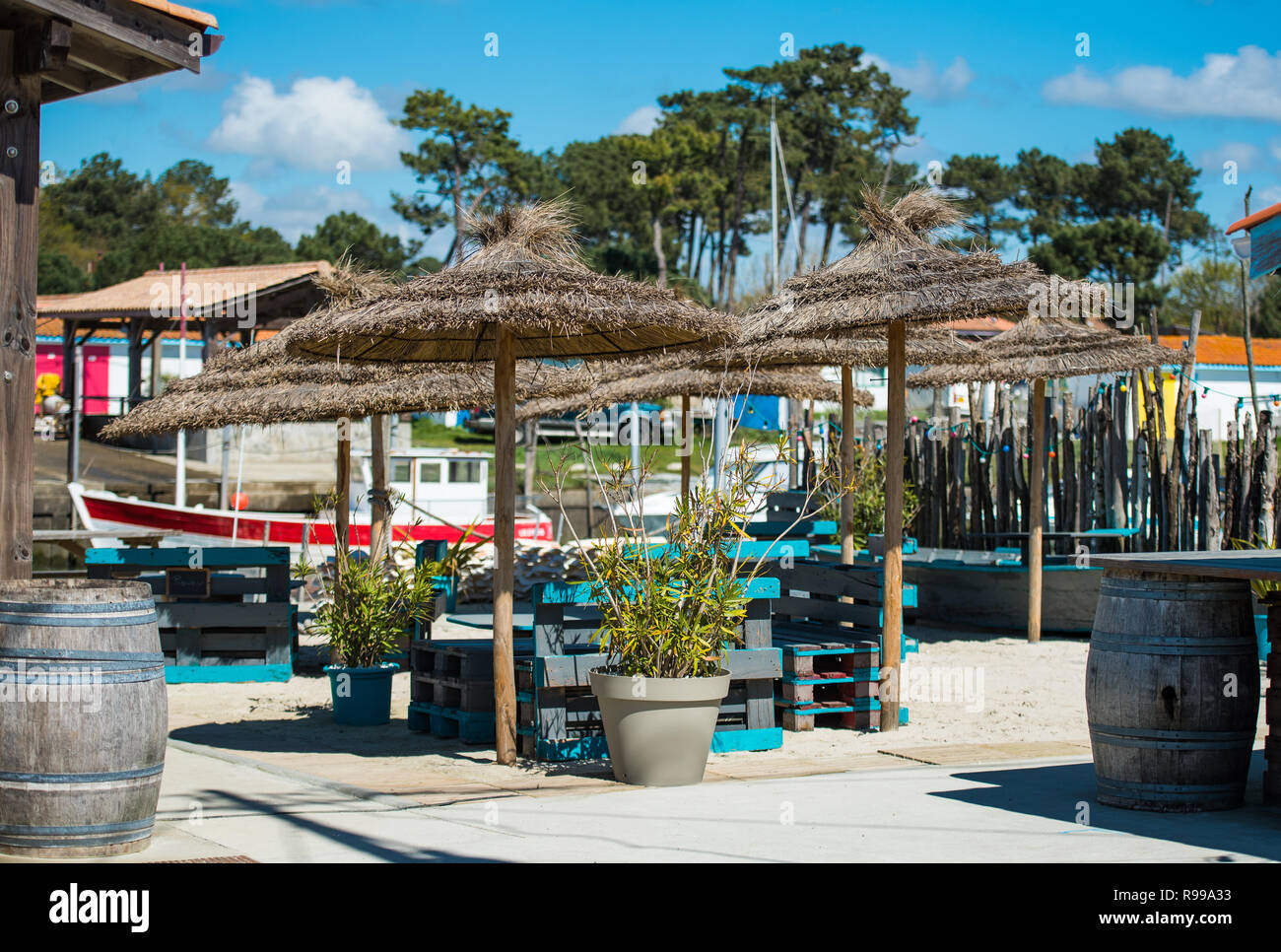 Andernos (Arcachon Bay, France), the oyster village Stock Photo Alamy