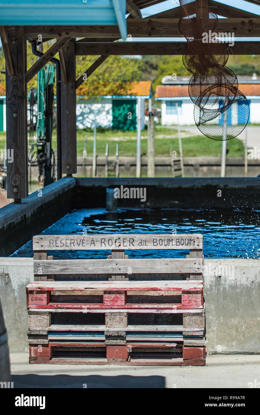 Andernos (Arcachon Bay, France), the oyster village Stock Photo Alamy