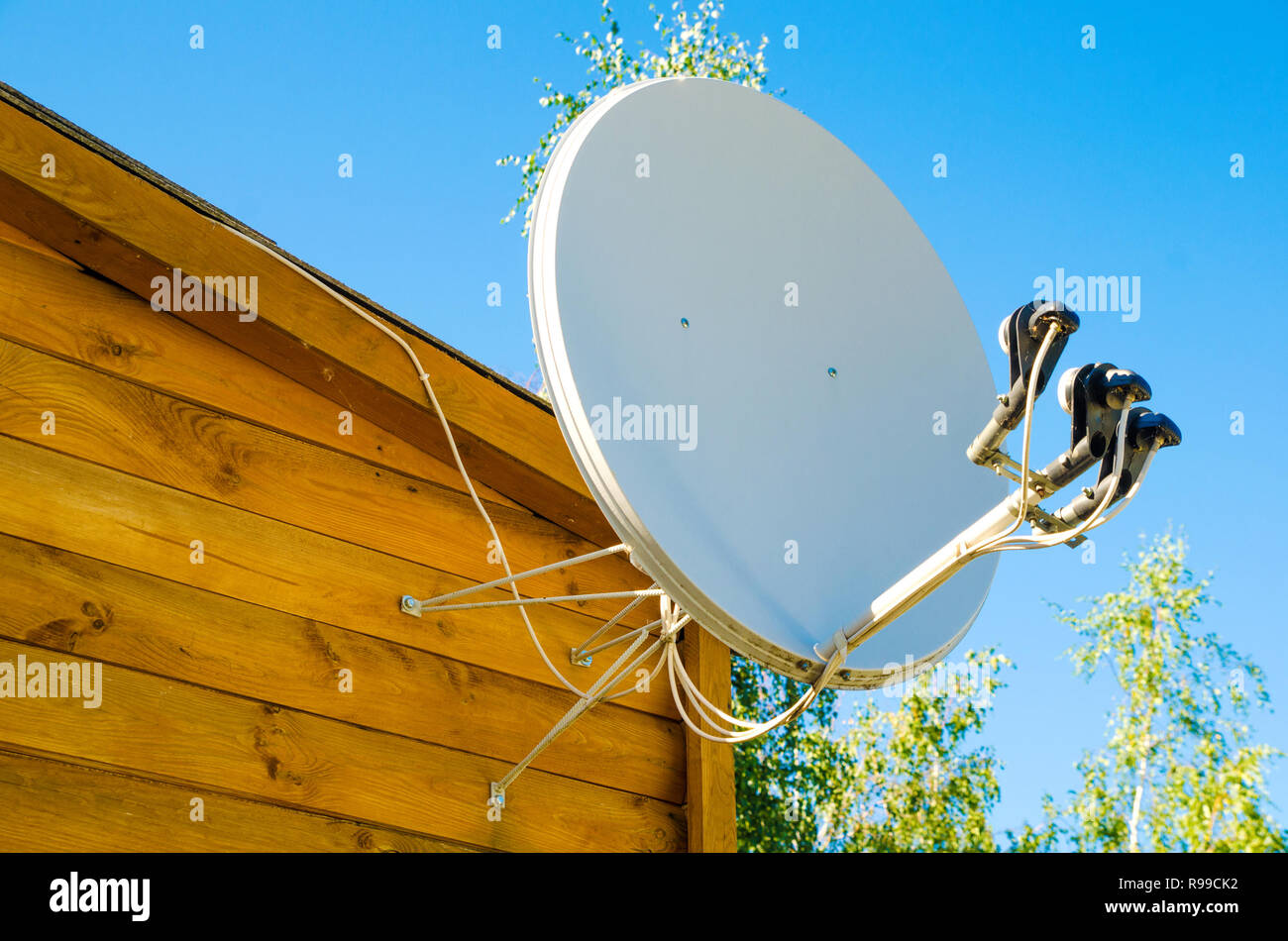 Rural antenna hires stock photography and images Alamy