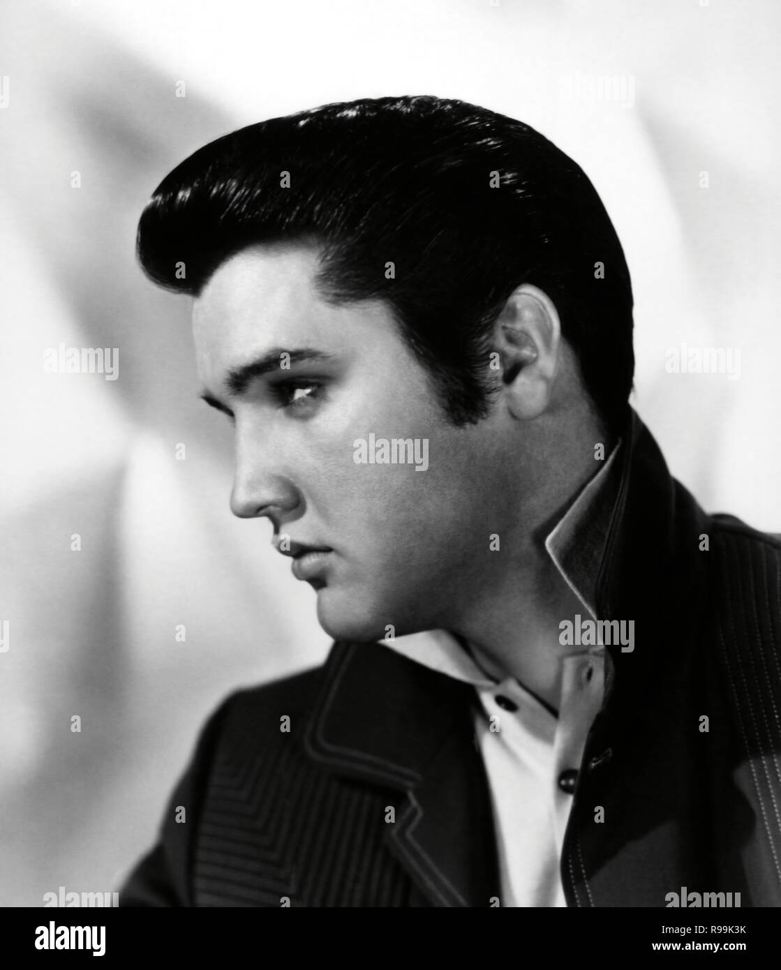 Elvis presley hair hi-res stock photography and images - Alamy