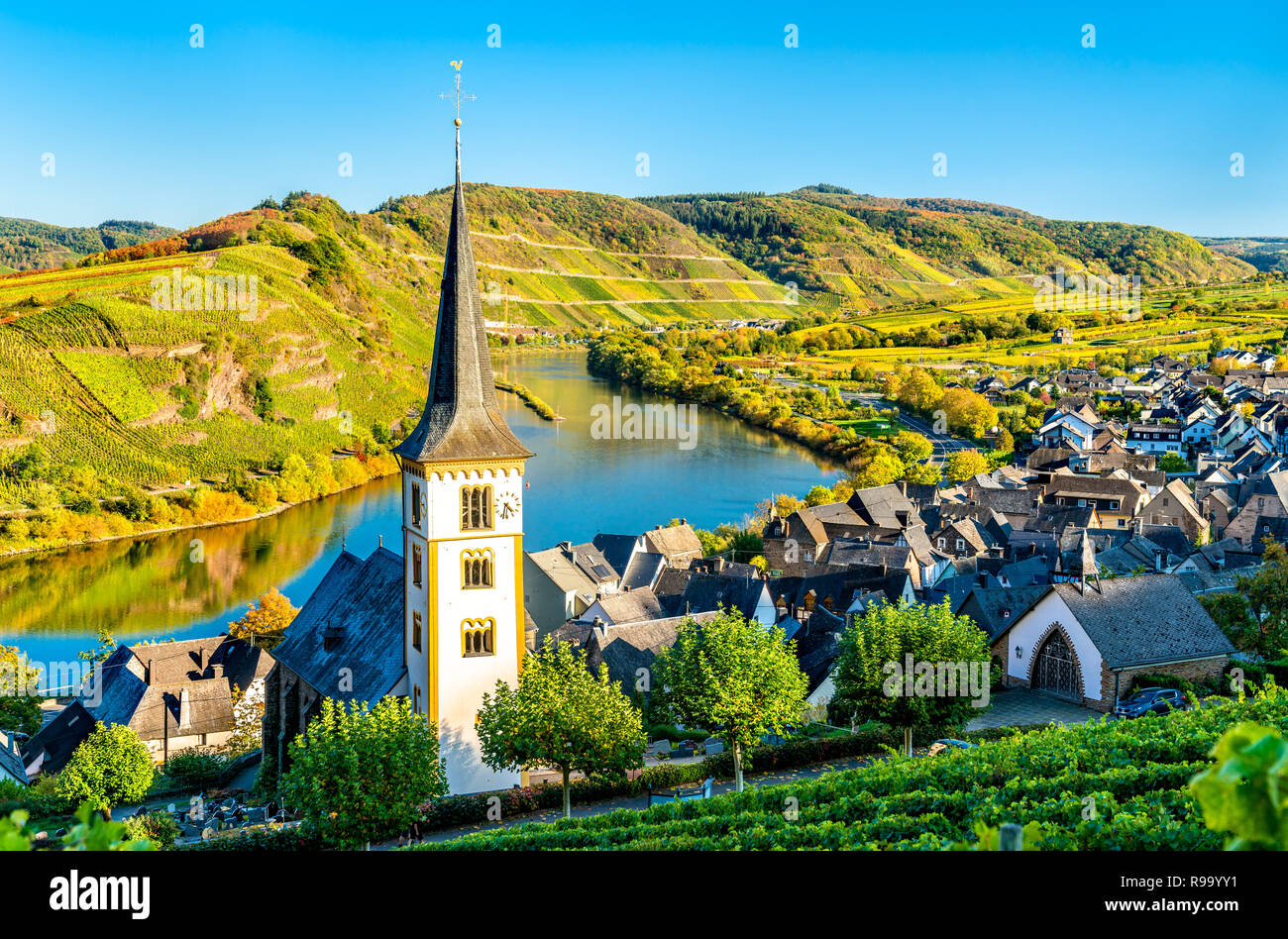 Saint Lawrence Church at the Bow of the Moselle river - Bremm town, Rhineland-Palatinate, Germany Stock Photo