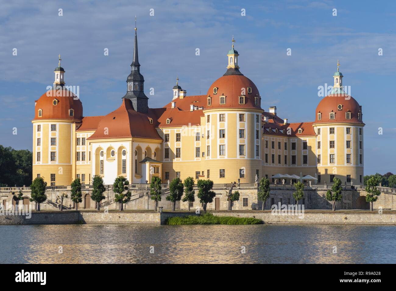 Schloss Moritzburg A Baroque Castle In Moritzburg Near Dresden schloss-moritzburg-a-baroque-castle-in-moritzburg-near-dresden