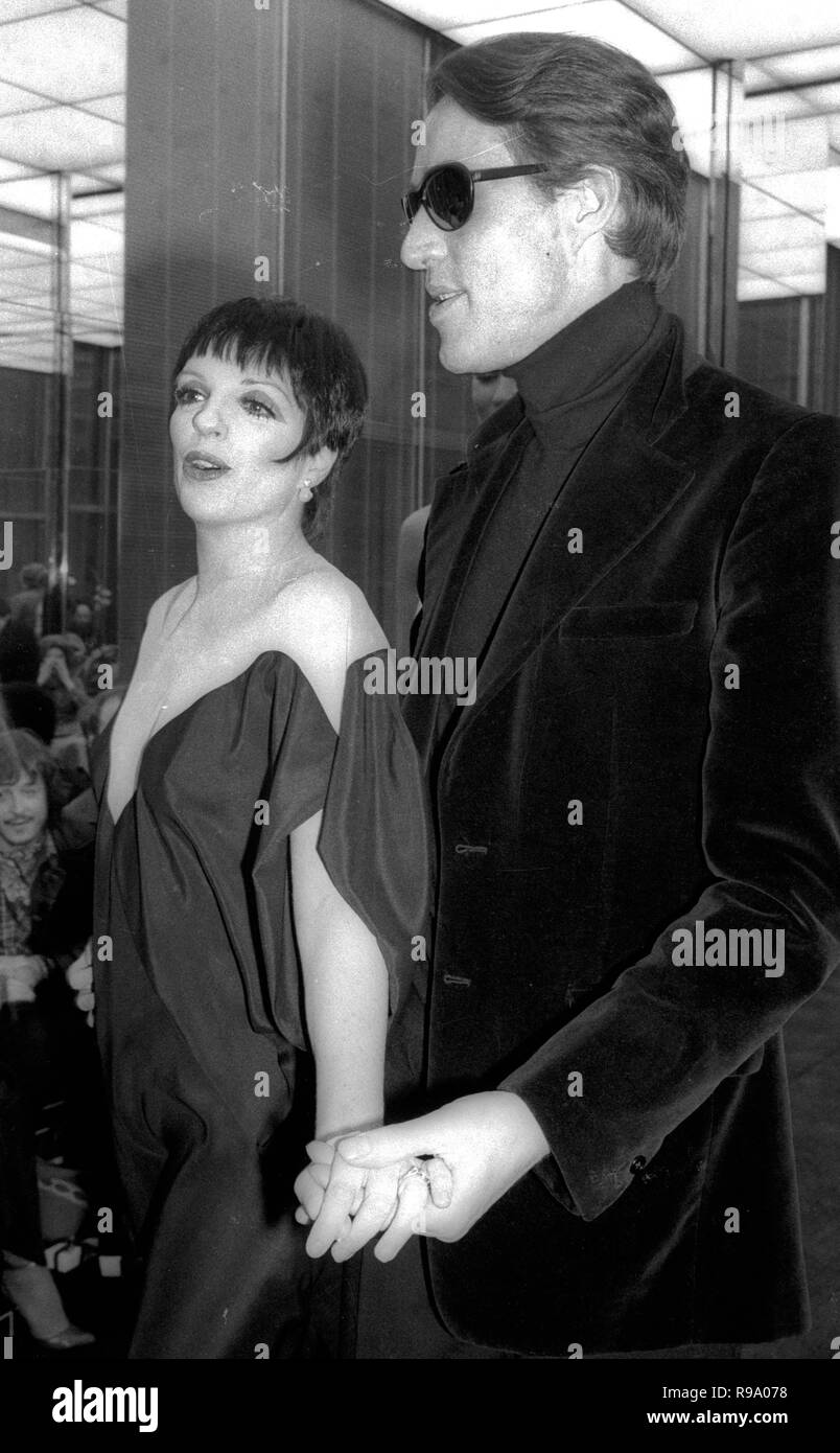 Liza Minnelli Halston 1978 Photo By Adam Scull Photolink Net Stock Photo Alamy