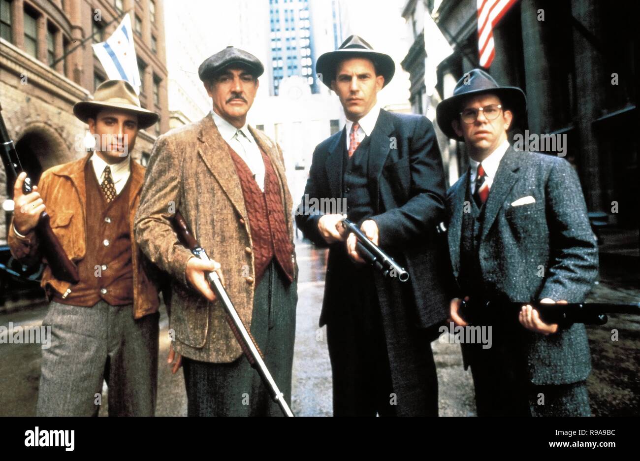 Original film title: THE UNTOUCHABLES. English title: THE UNTOUCHABLES. Year: 1987. Director: BRIAN DE PALMA. Stars: SEAN CONNERY; KEVIN COSTNER; ANDY GARCIA. Credit: PARAMOUNT PICTURES / Album Stock Photo