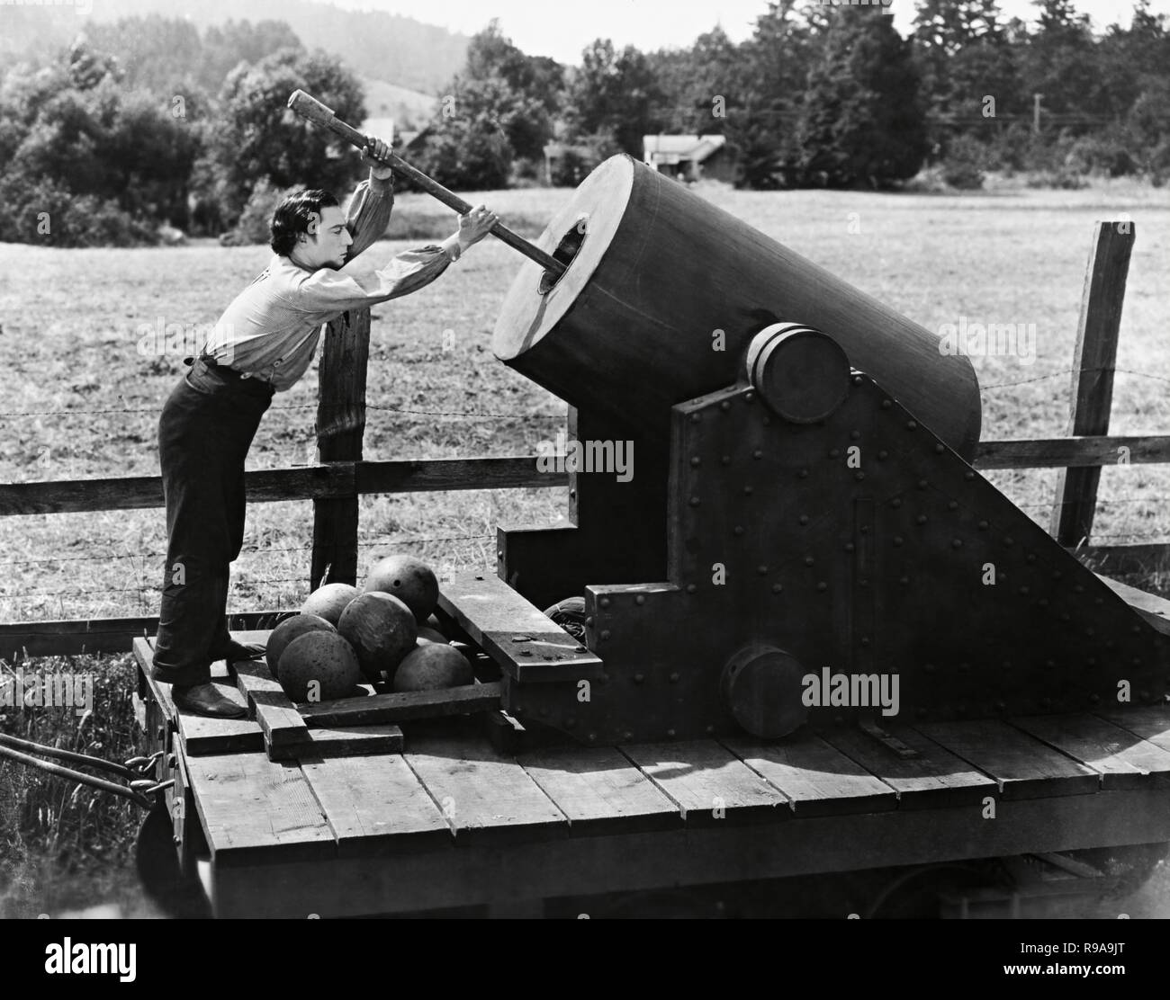 Original film title THE GENERAL. English title THE GENERAL. Year