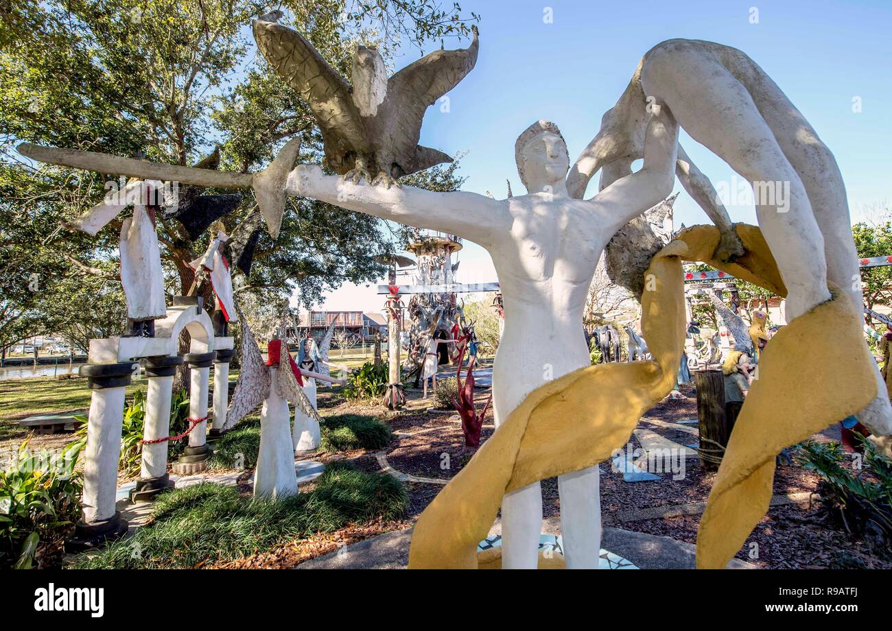 Chauvin, Louisiana, USA. 22nd Dec, 2018. In 1990, Kenny Hill, a Louisiana bayou bricklayer