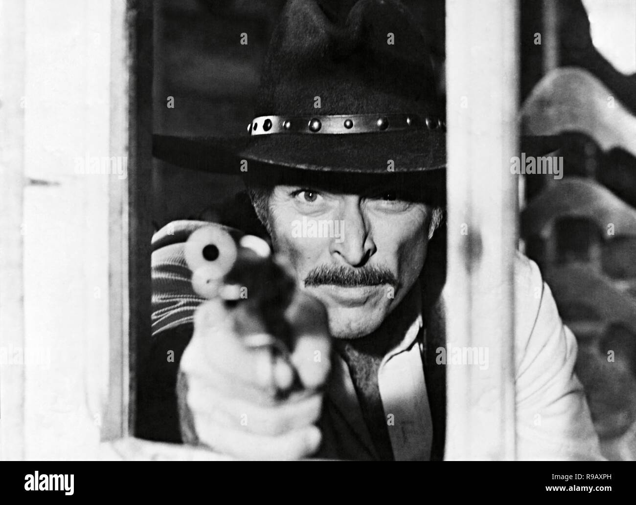 Lee Van Cleef High Resolution Stock Photography and Images - Alamy