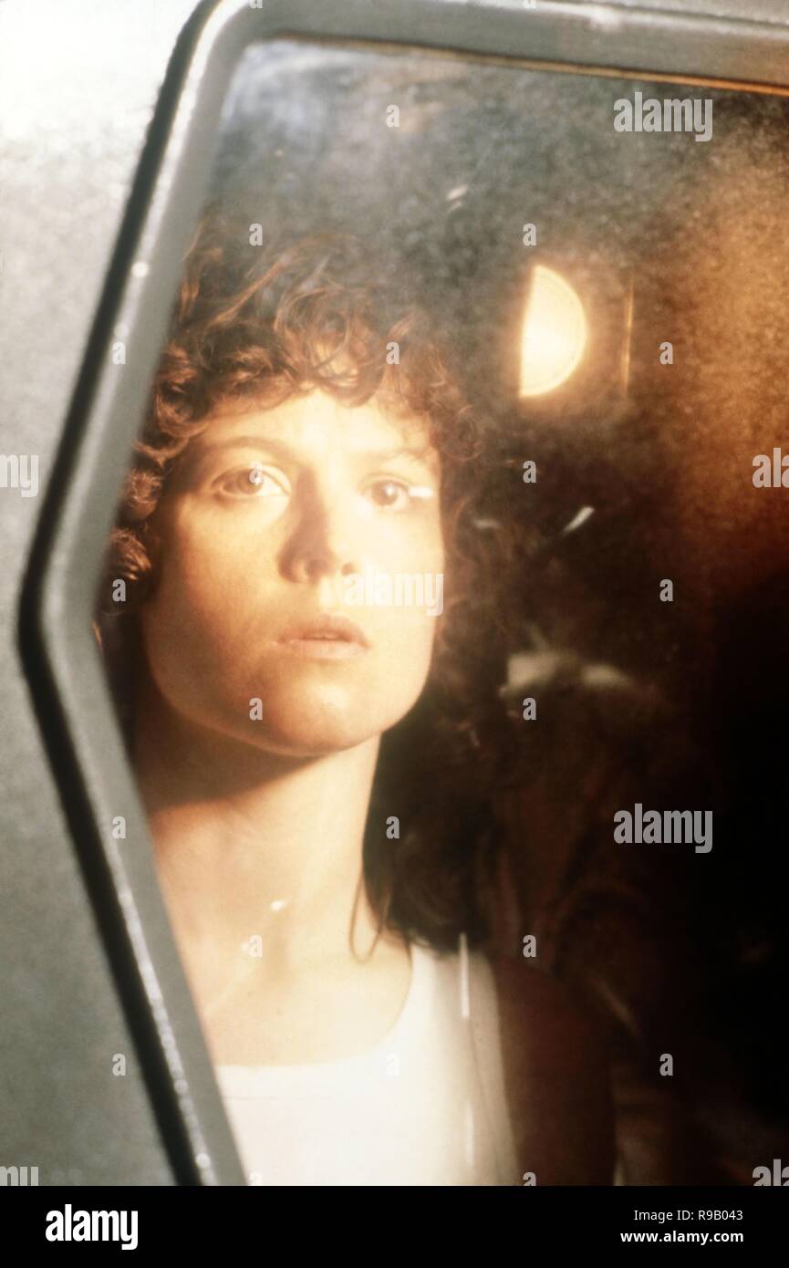 Sigourney weaver alien film still hi-res stock photography and images