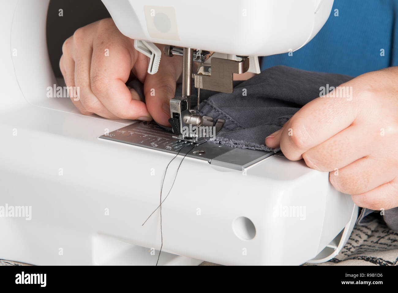 Clothing alterations hires stock photography and images Alamy