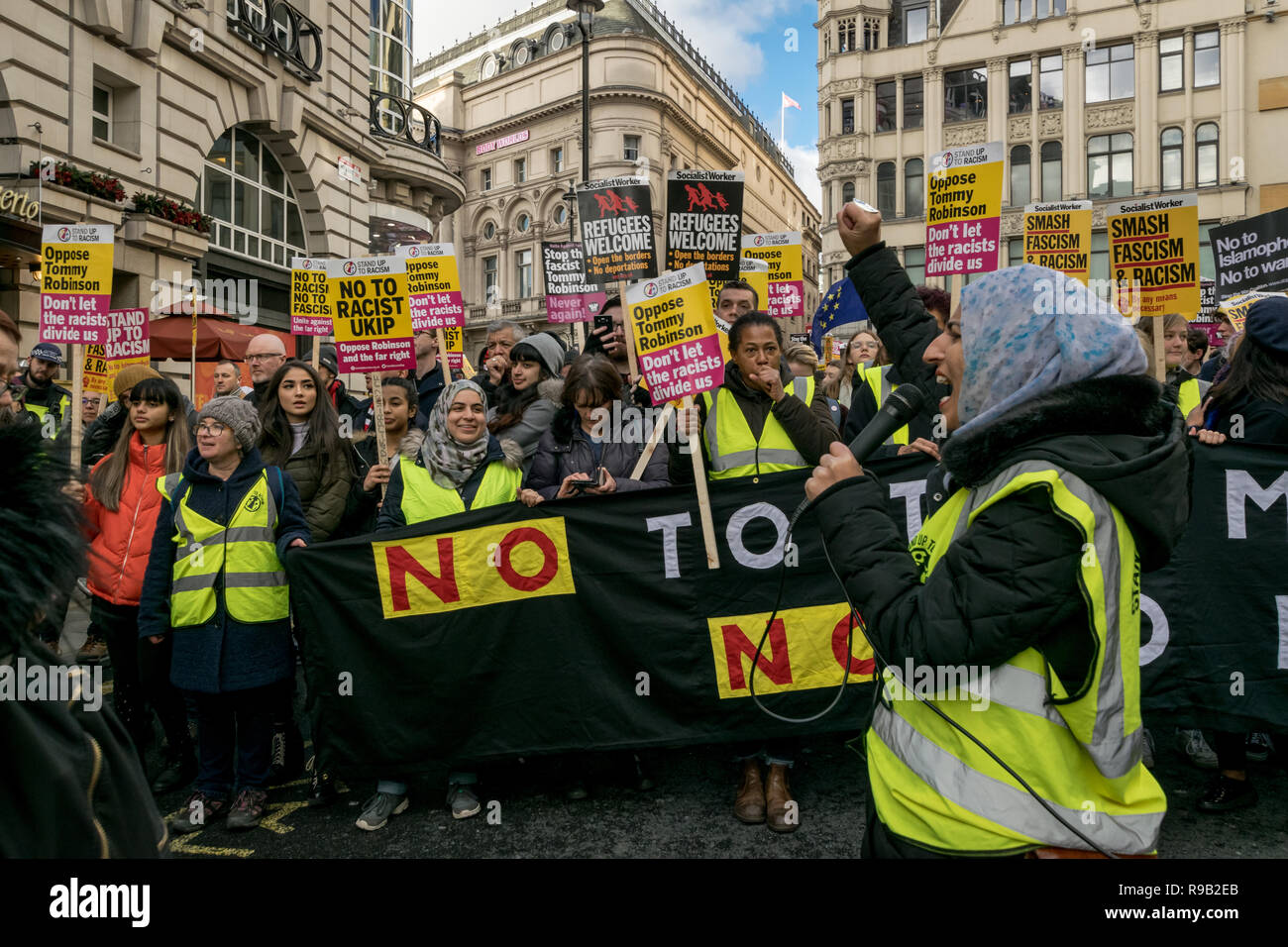 Free tommy robinson rally london hi-res stock photography and images ...