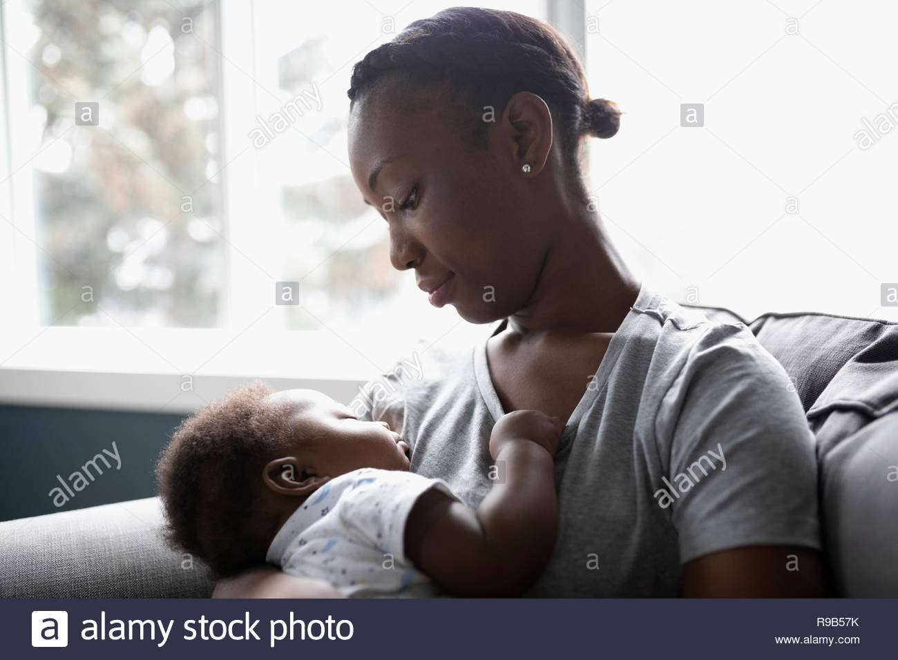 Mother son sleeping together hi-res stock photography and images - Alamy