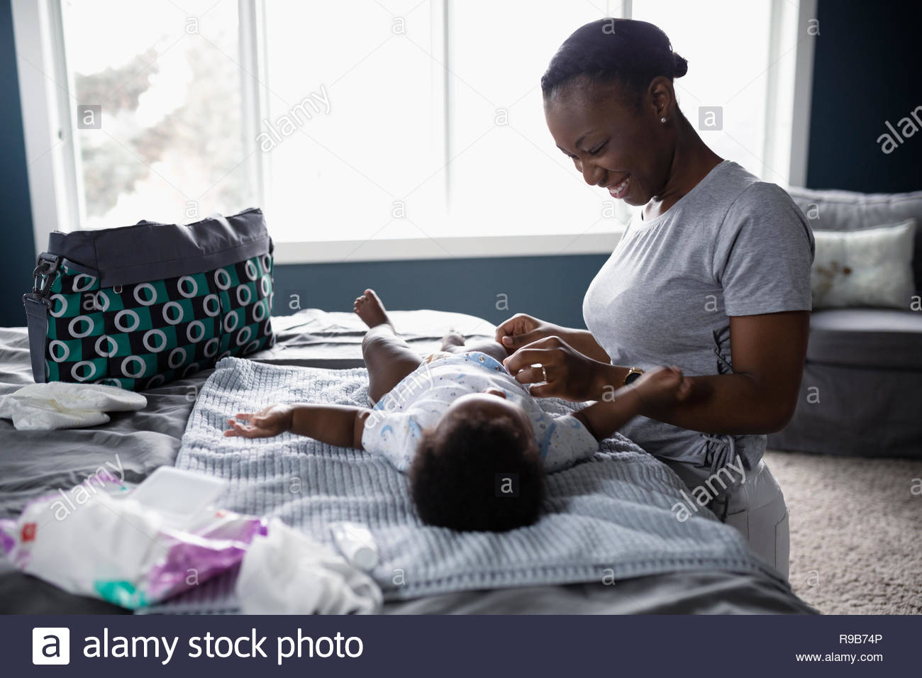 Black mother baby bed hires stock photography and images Alamy