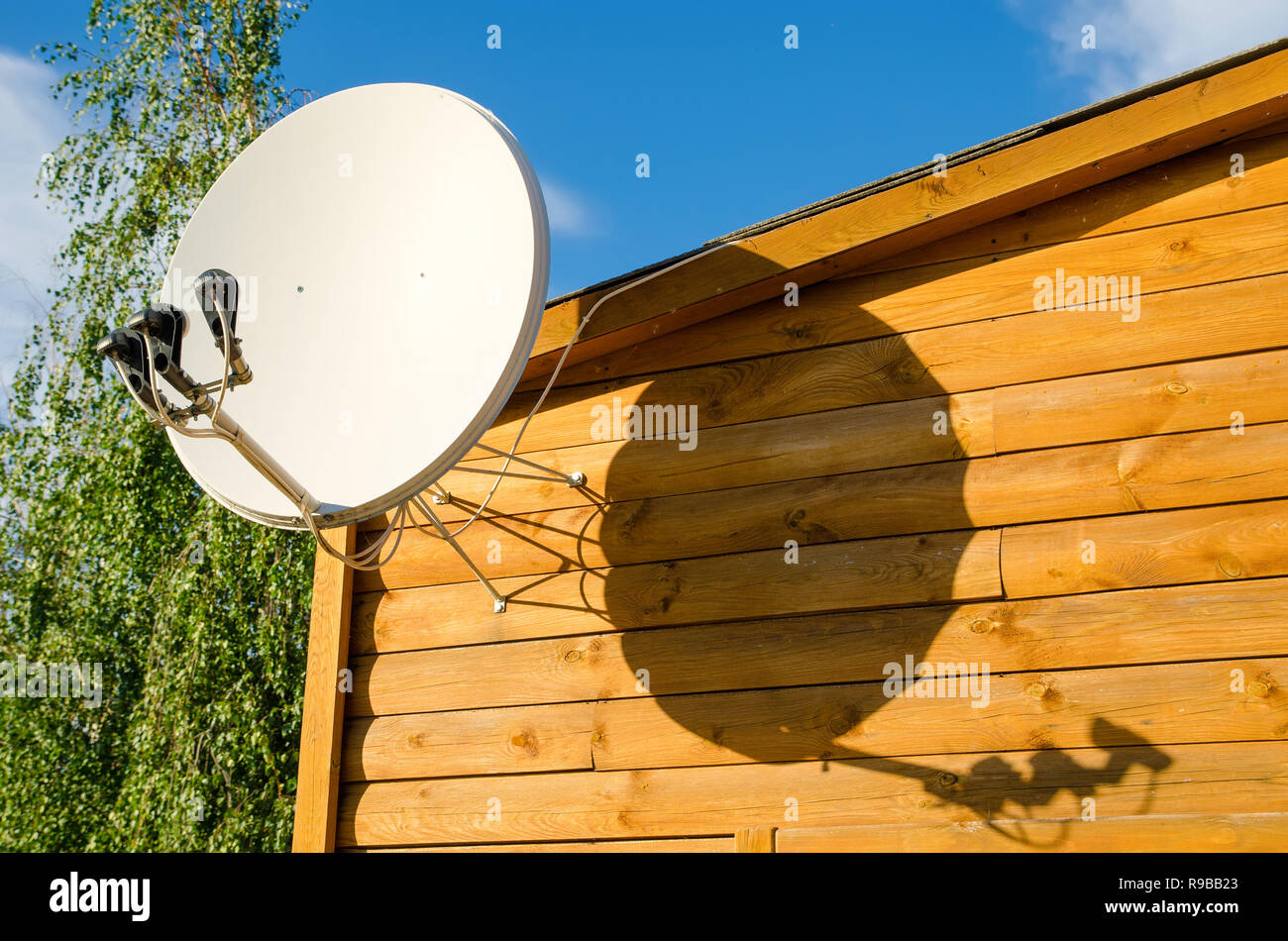 Rural antenna hires stock photography and images Alamy
