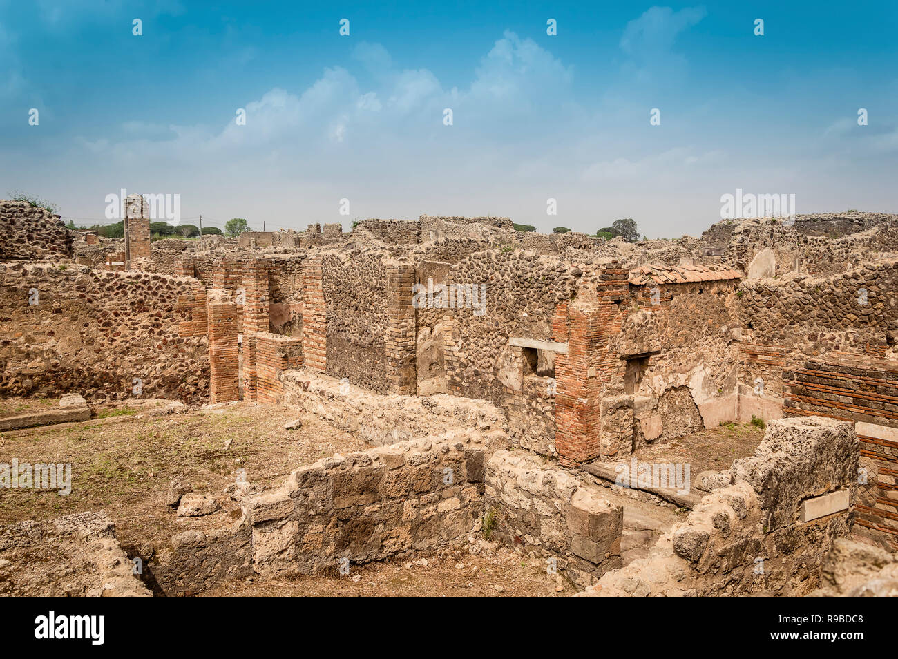 Pompeii Ruins Remains Of Ancient Houses Destroyed By Eruption Of Mount Vesuvius Italy Pompeii Archaeological Site Stock Photo Alamy
