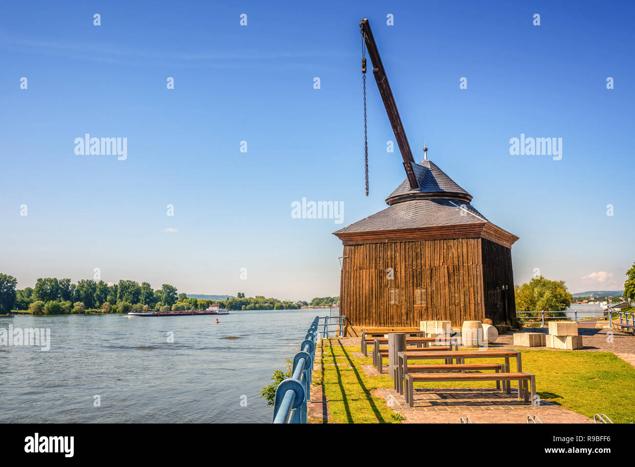 Wine Crane, Oestrich Winkel, Germany Stock Photo