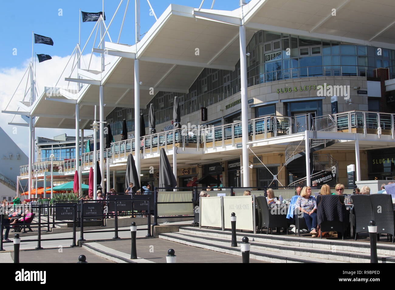 GUNWHARF QUAYS SHOPPING CENTRE IN PORTSMOUTH Stock Photo Alamy