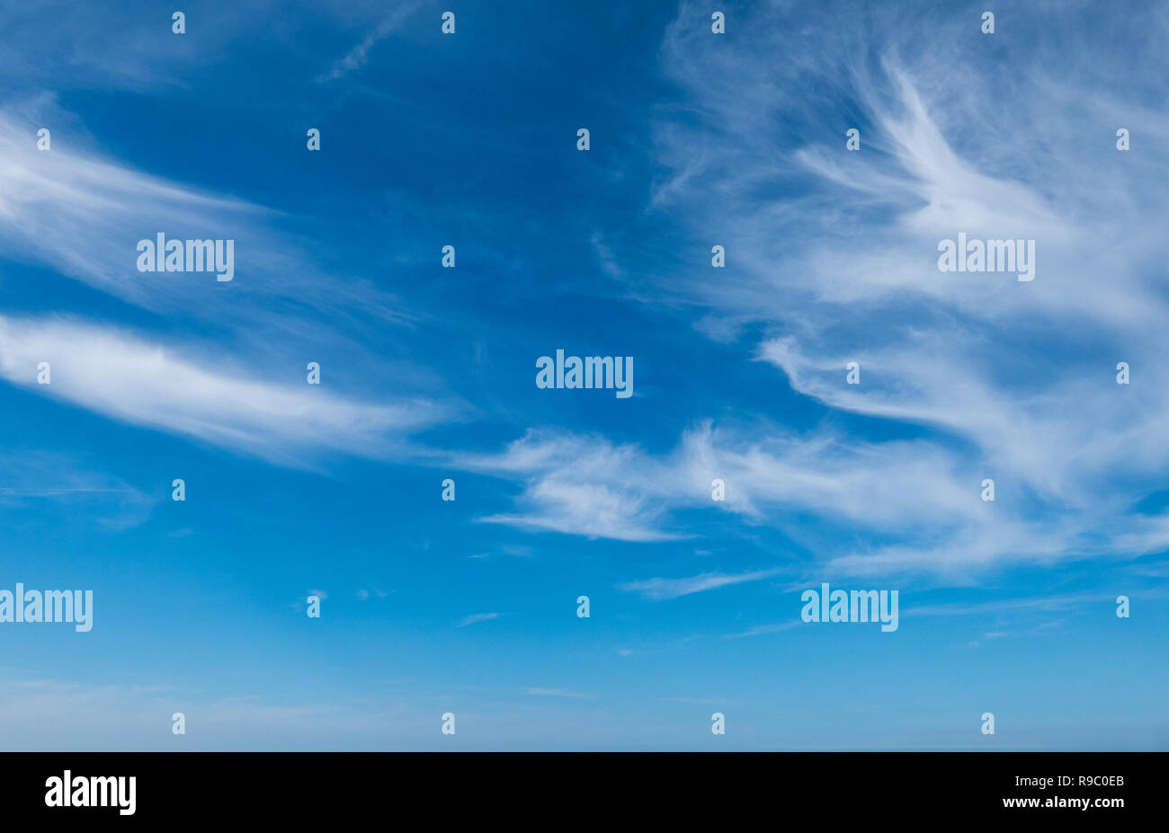 Blue sky with huge cloud hi-res stock photography and images - Alamy