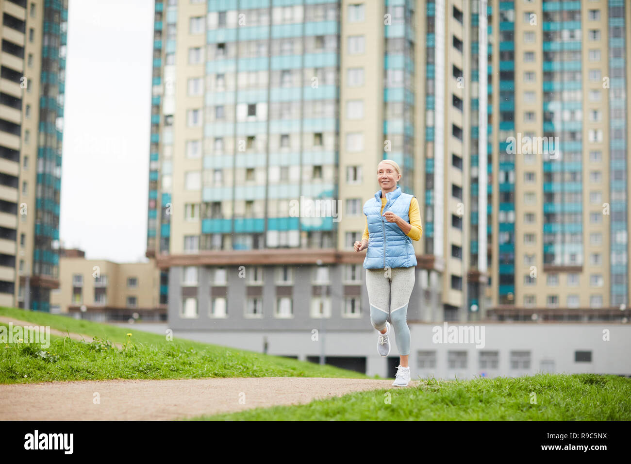 House practicing hires stock photography and images Alamy