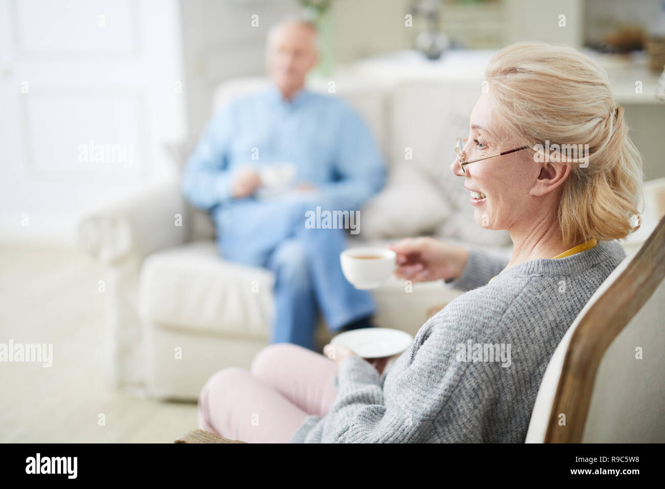 Woman relax home hi-res stock photography and images - Alamy