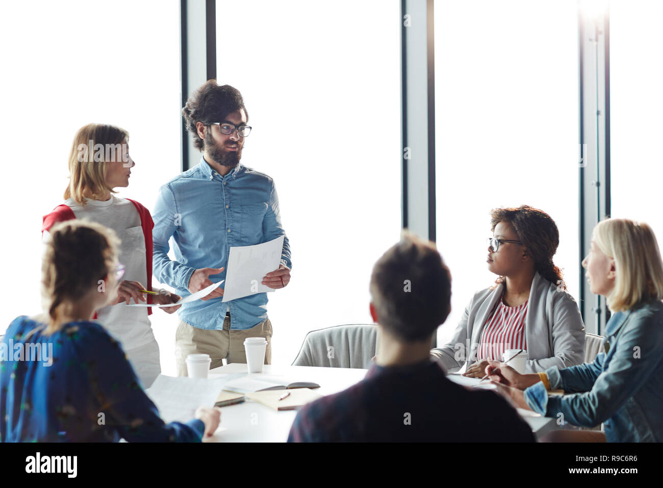 Employee training hi-res stock photography and images - Alamy