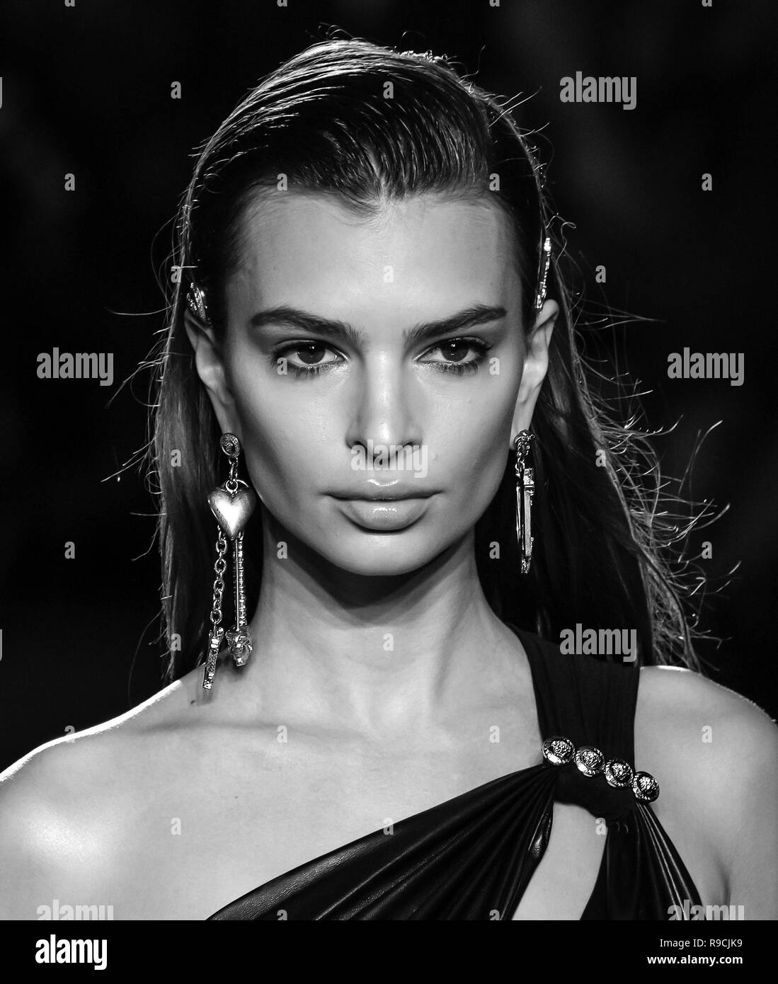 Emily ratajkowski Black and White Stock Photos & Images - Alamy