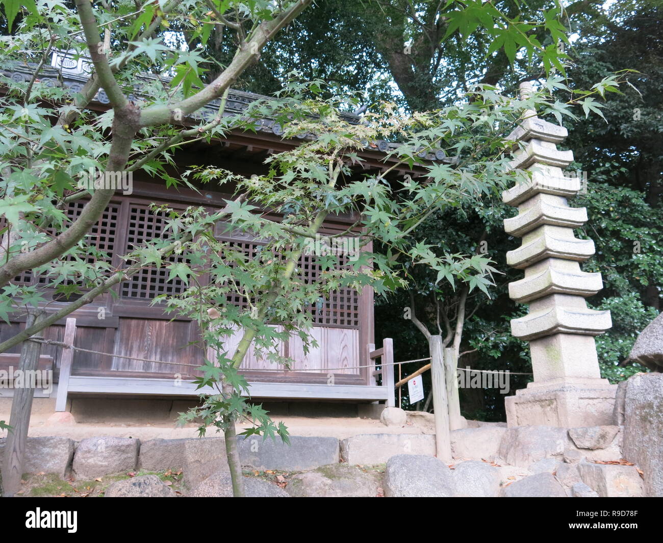Japanese Garden Stone Bench Stock Photos Japanese Garden Stone