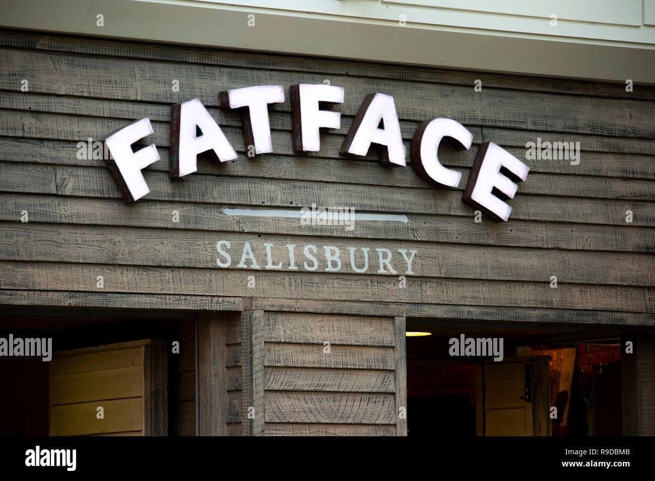 Fatface clothing store sign hi-res stock photography and images - Alamy