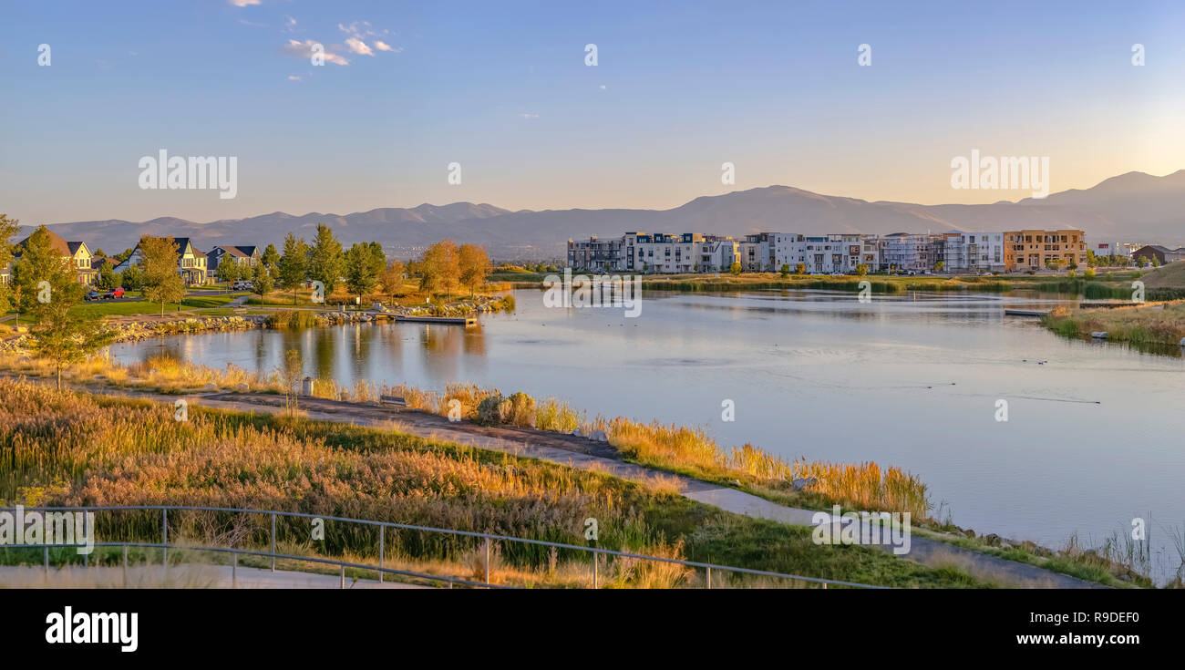 Trails along Oquirrh Lake in Daybreak Utah Stock Photo Alamy