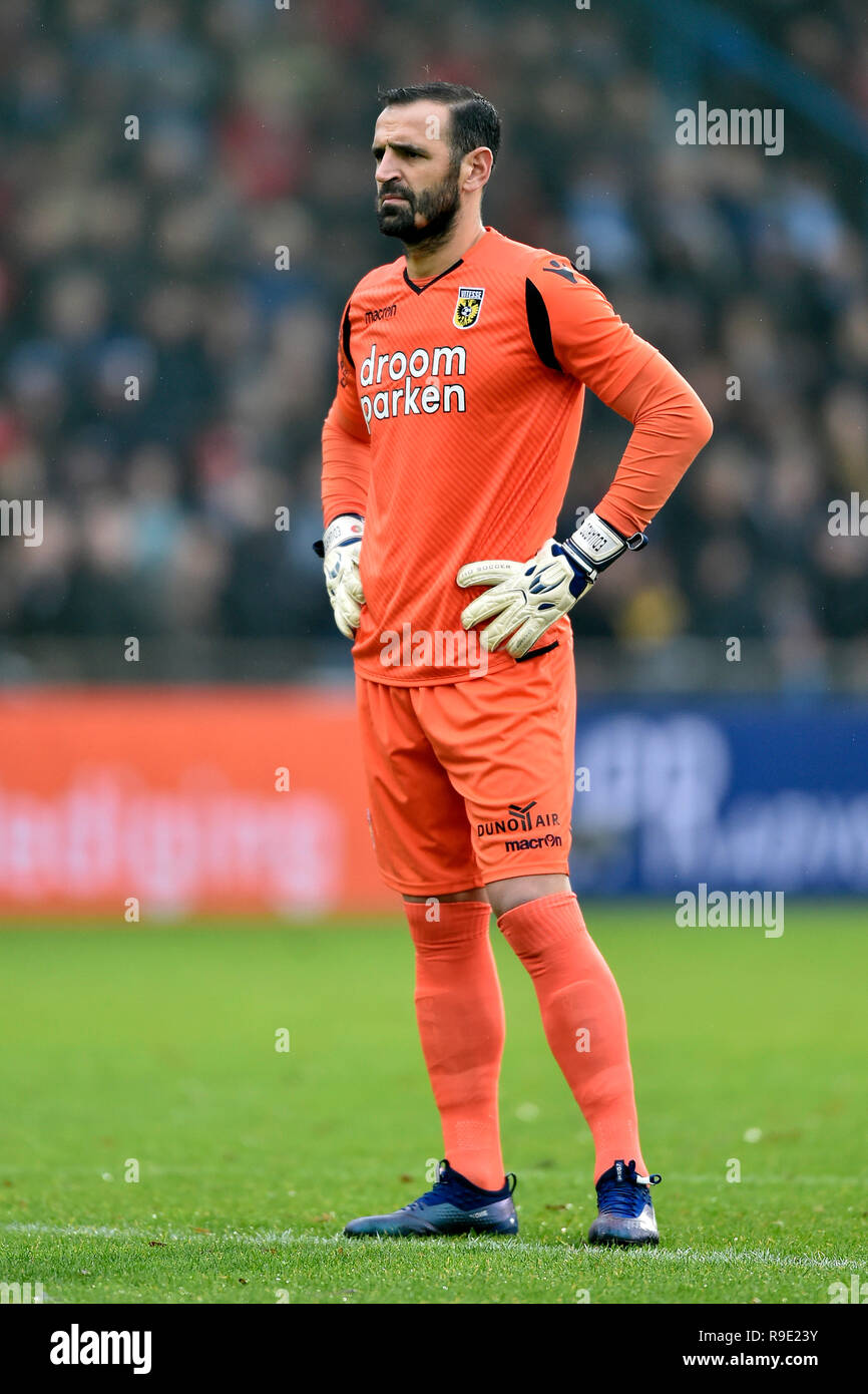 Doetinchem, Netherlands. 23rd Dec, 2018. DOETINCHEM, 23-12-2018, De Vijverberg, season 2018 / 2019, Dutch Eredivisie, Vitesse goalkeeper Eduardo Carvalho during the match De Graafschap-Vitesse 2-2 Credit: Pro Shots/Alamy Live News Stock Photo