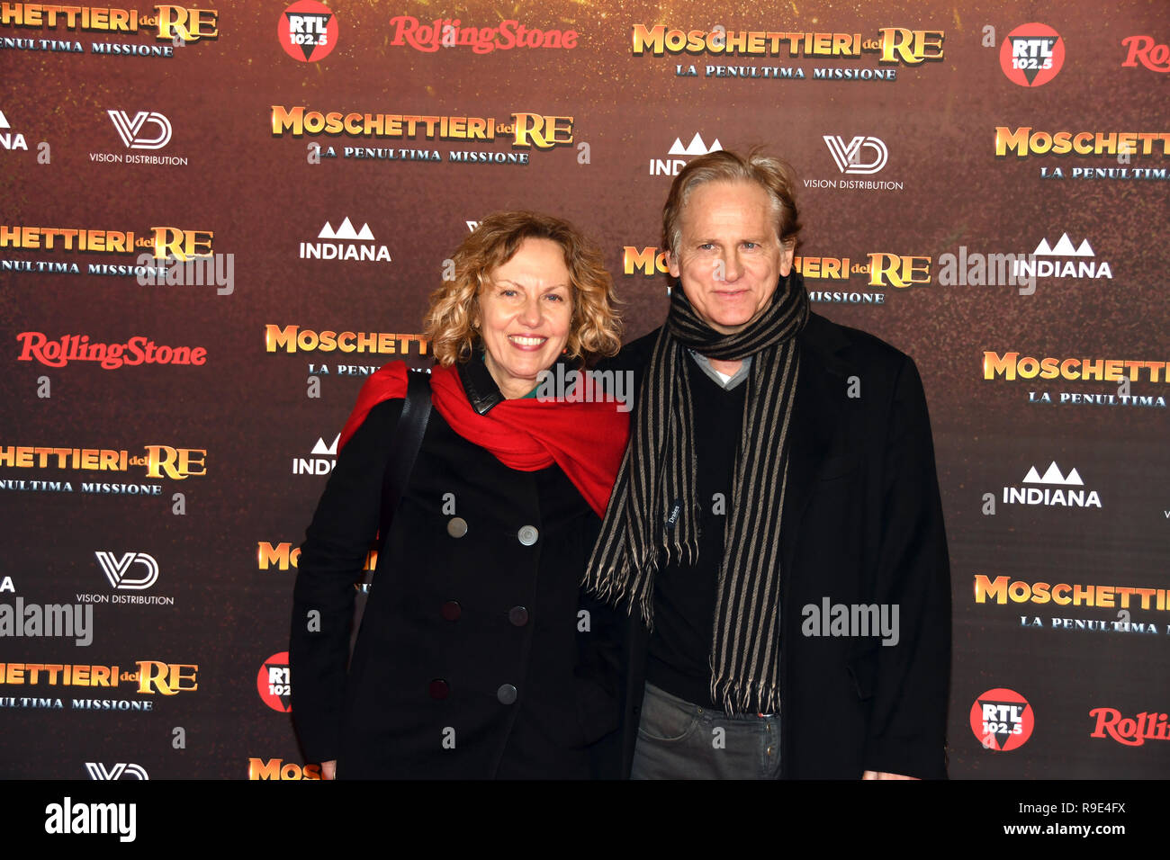 Rome 18 Dic 2018 - preview film MOSCHETTIERI DEL RE-LA PENULTIMA MISSIONE Giulio Scarpati and the wife Nora Venturini Credit: Giuseppe Andidero Stock Photo