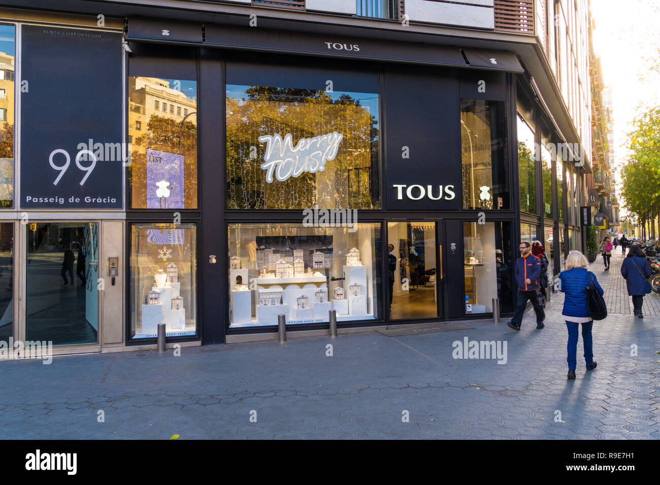 TOUS opens a flagship store in Artz Pedregal - TOUS News