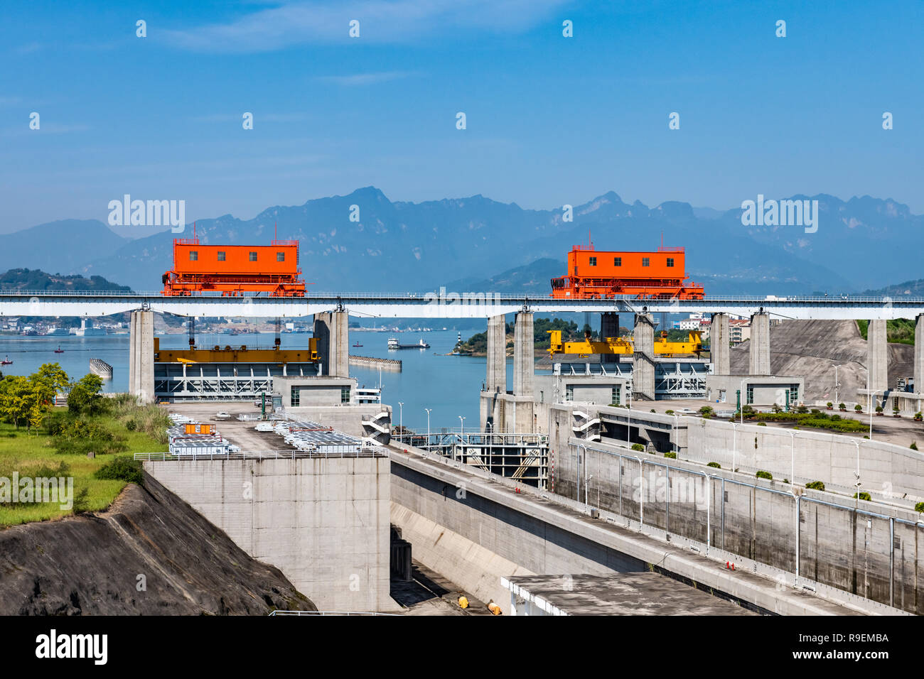 Three gorges Dam, Yangtze River, China, view fo Ship lIft and dam Stock Photo