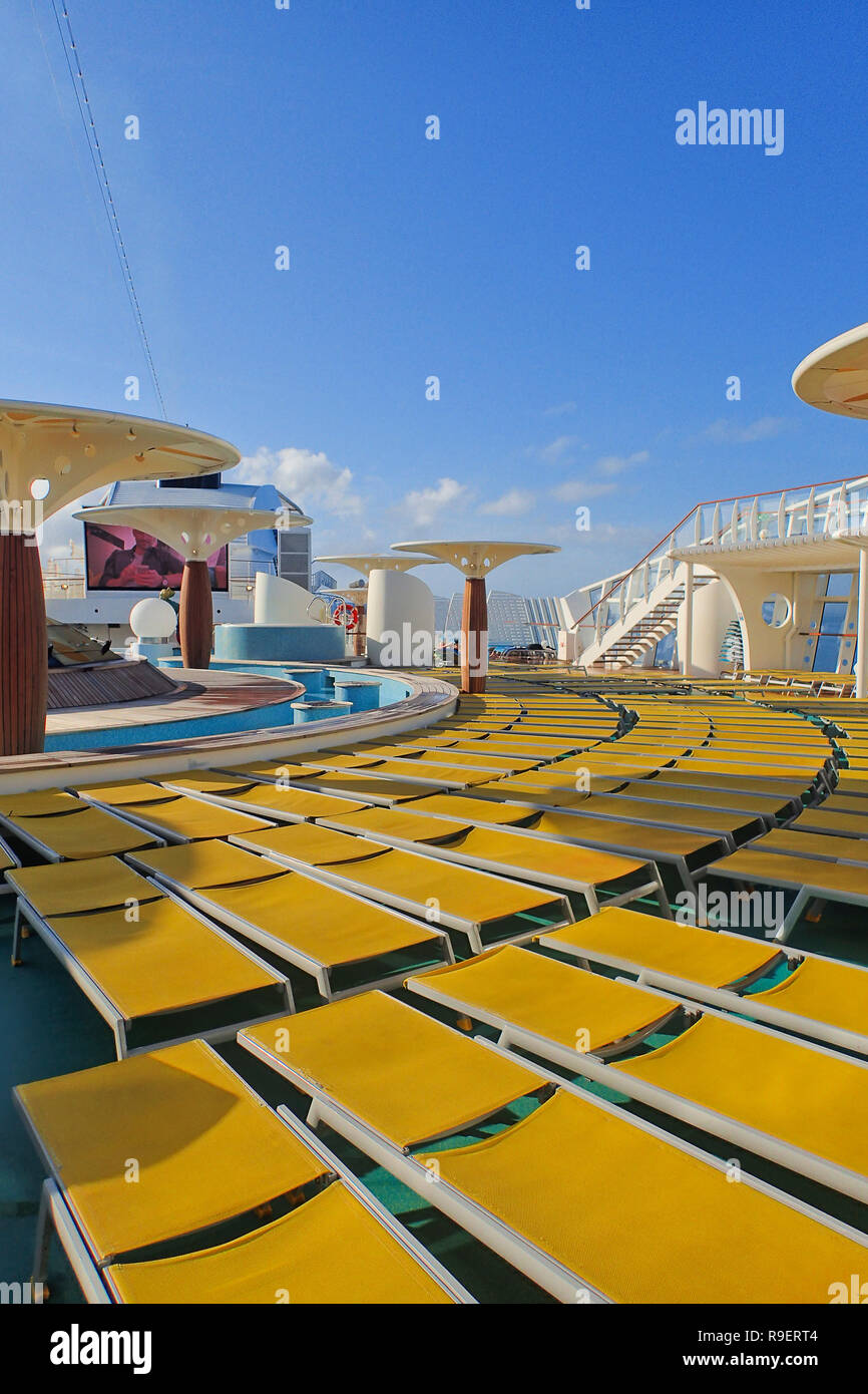Karibik Aida Cruise Stock Photo Alamy Karibik Aida Cruise Stock Photo Alamy