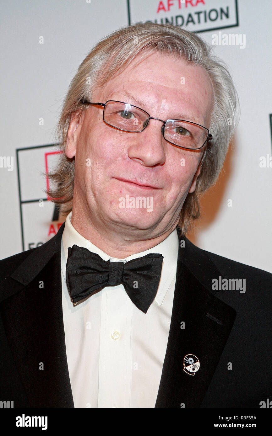 NEW YORK - FEBRUARY 22: Radio personality Jim Kerr attends the 2010