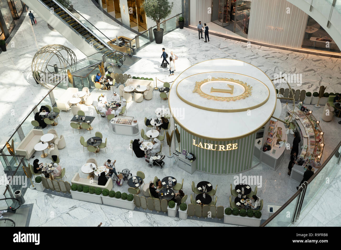 Laduree Cafe Inside New Luxury Section Of Dubai Mall Fashion
