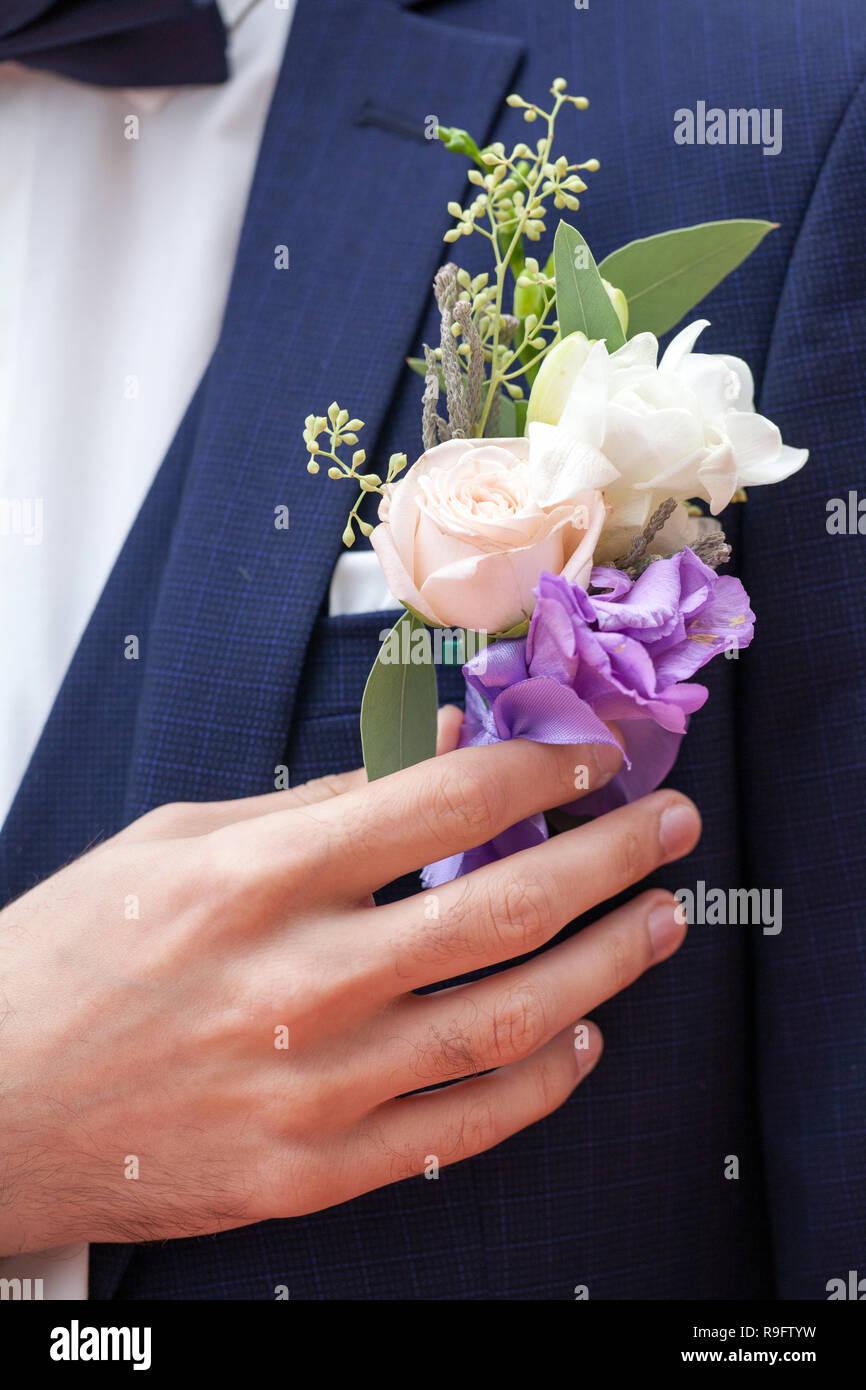 wedding groom suit accessories