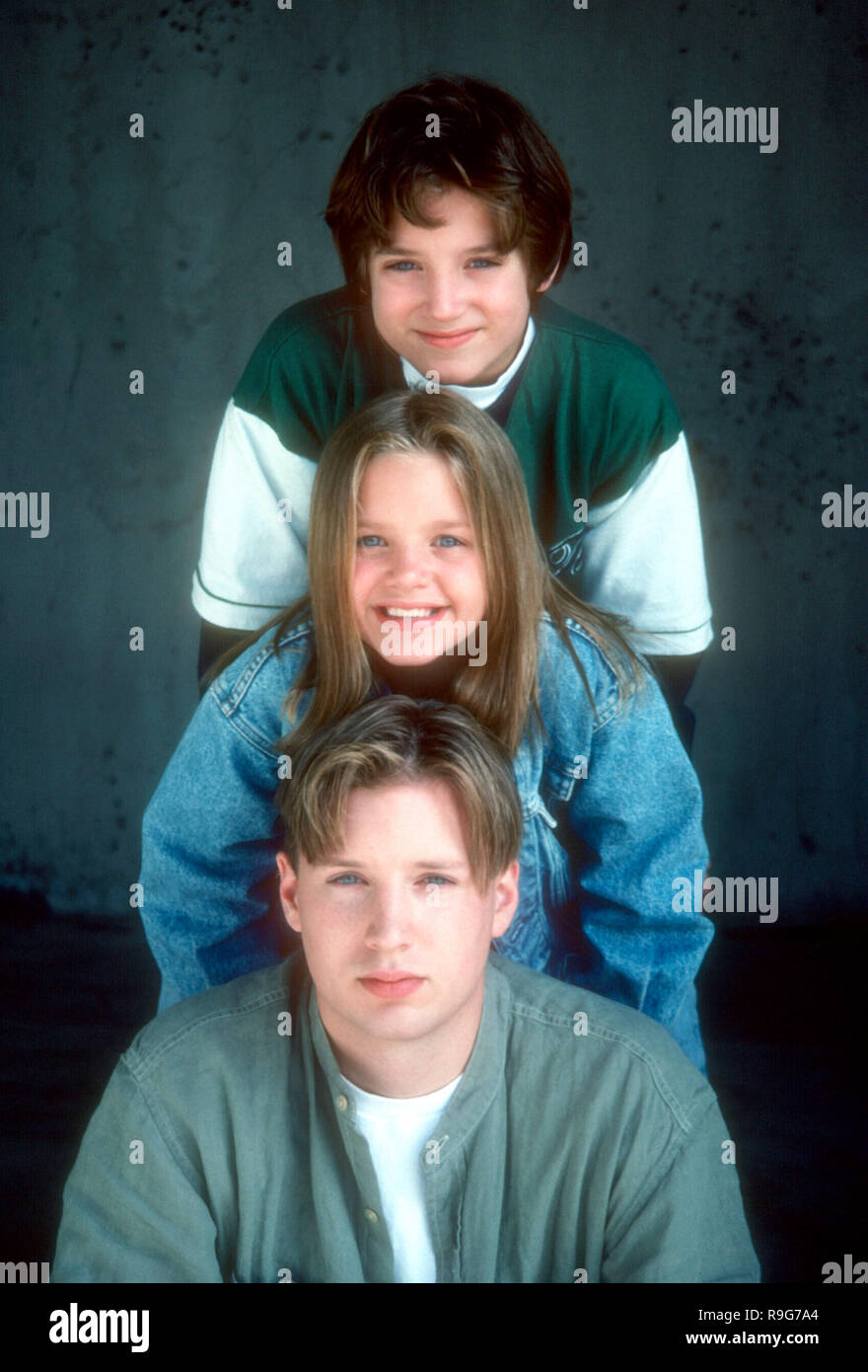 LOS ANGELES, CA -JUNE 6: (EXCLUSIVE) Actor Elijah Wood, sister actress Hannah Wood and brother actor Zack Wood pose at a photo shoot on June 6, 1993 in Los Angeles, California. Photo by Barry King/Alamy Stock Photo Stock Photo