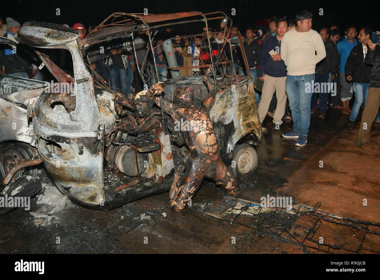 Burnt Bodies High Resolution Stock Photography and Images Alamy