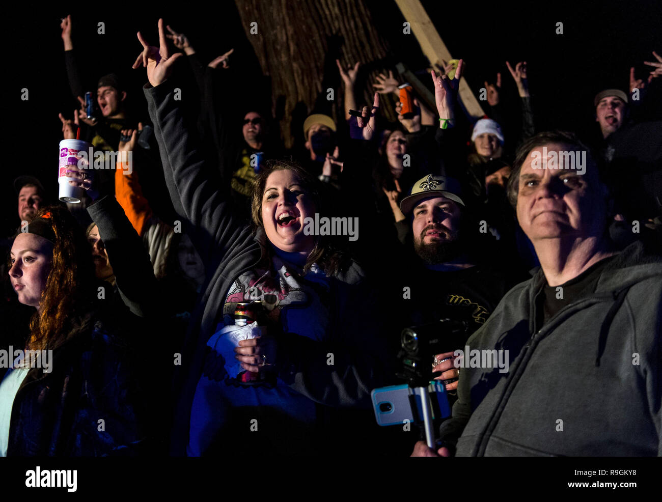 Bonfires mississippi levee hires stock photography and images Alamy