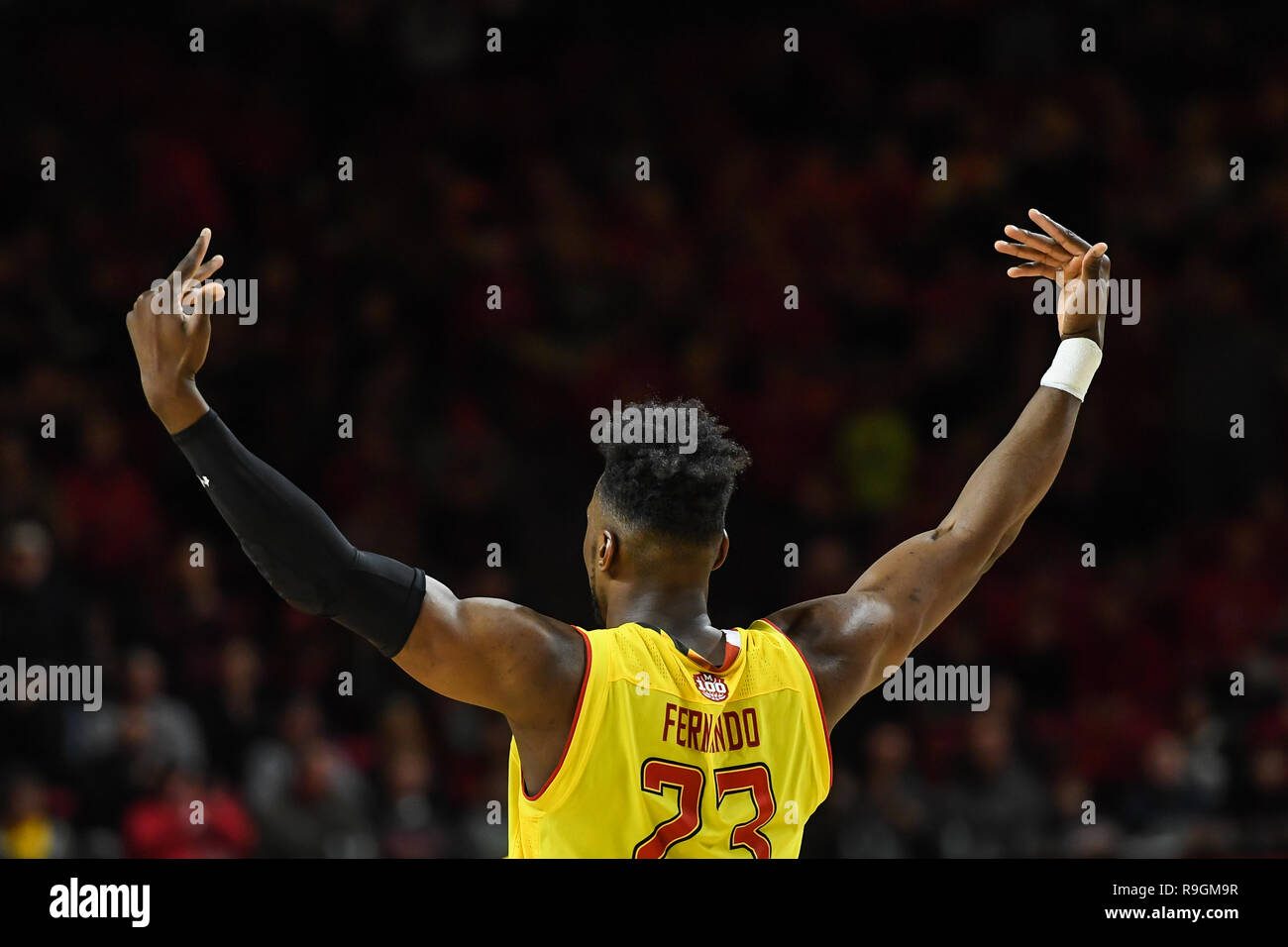 College Park, Maryland, USA. 22nd Dec, 2018. BRUNO FERNANDO (23) hypes up the crowd during the game held at Xfinity Center in College Park, Maryland Credit: Amy Sanderson/ZUMA Wire/Alamy Live News Stock Photo