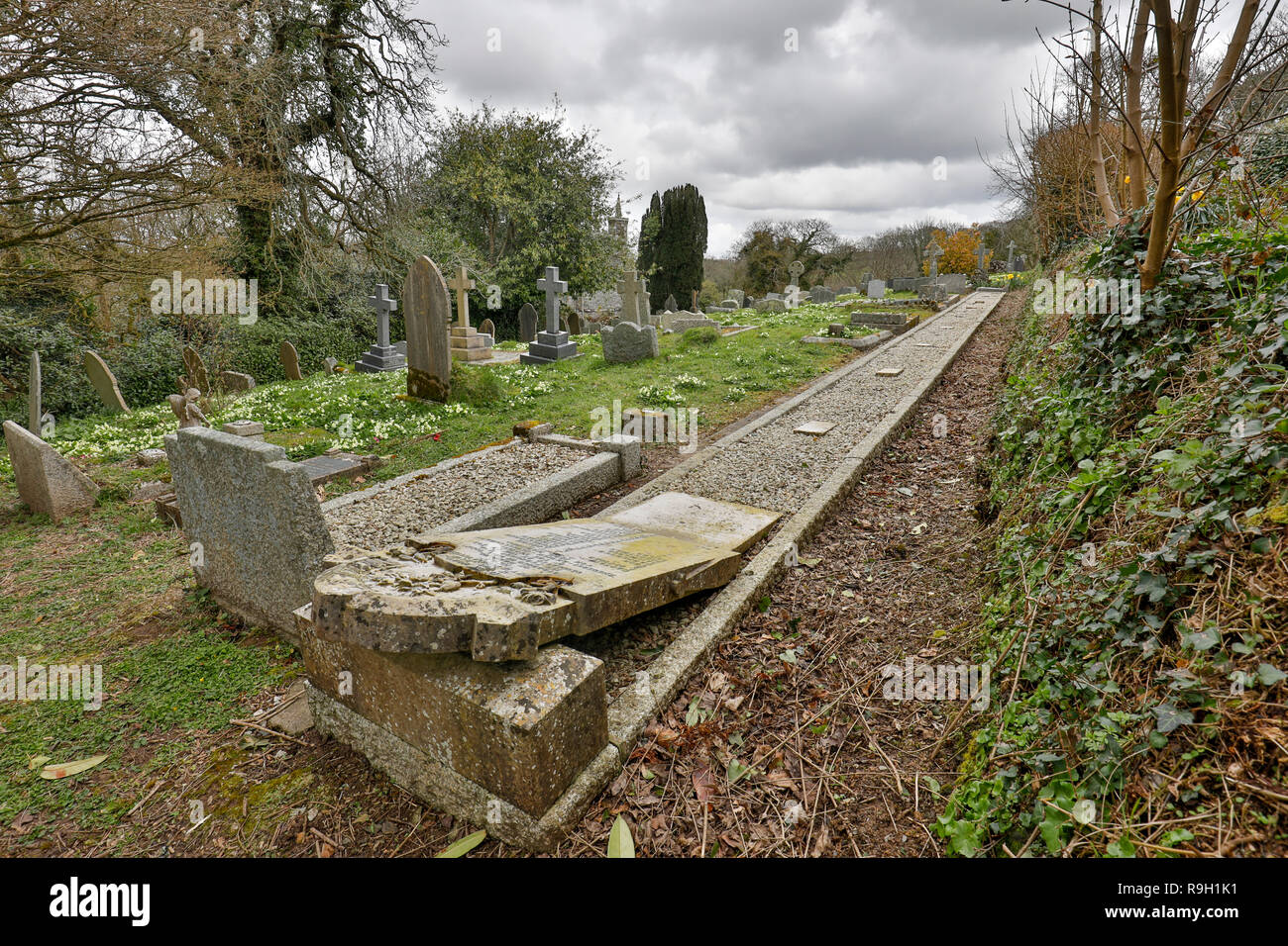 Veryan Church; Grave of Hera Crew; Conrwall; UK Stock Photo